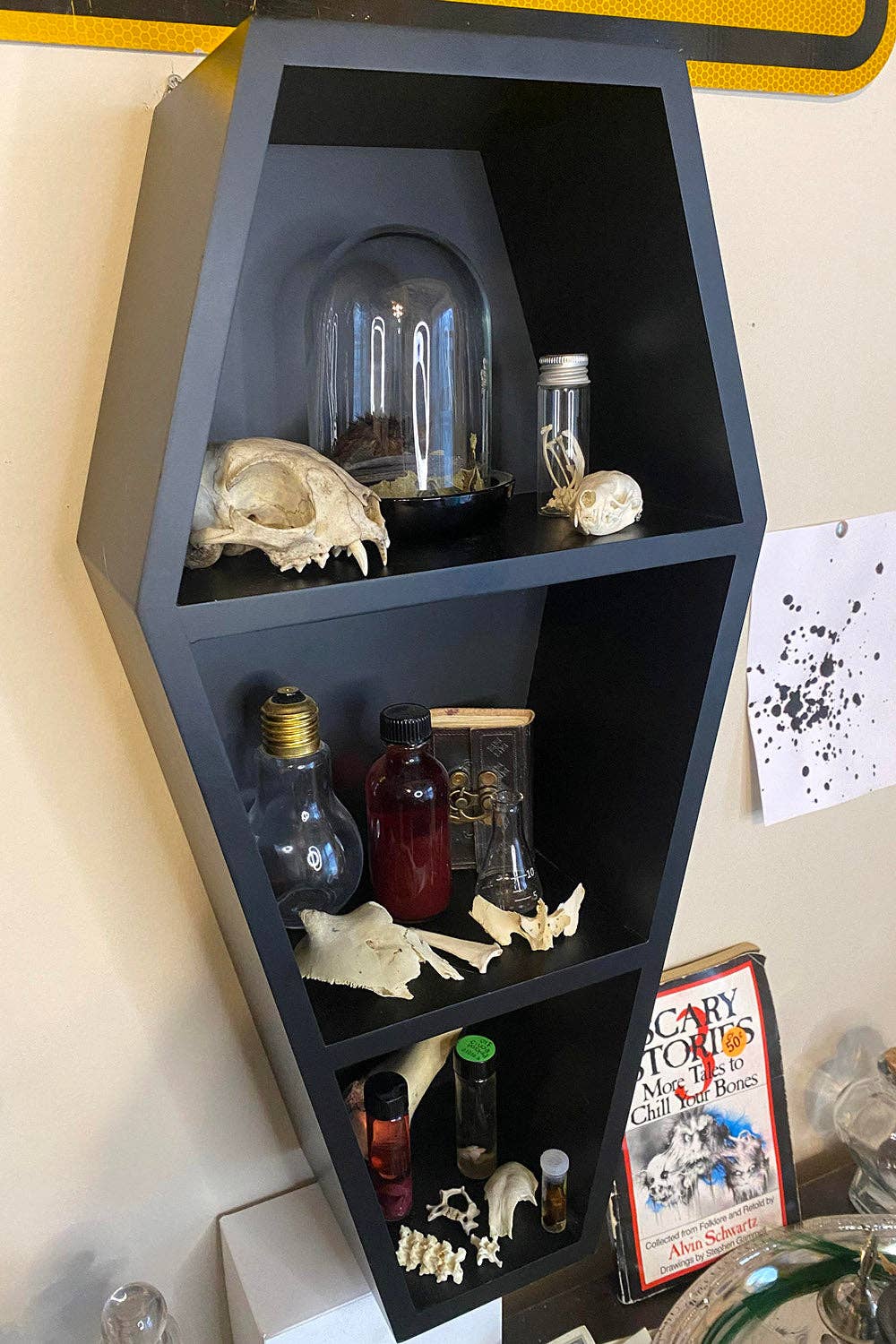 Deluxe Coffin Shelf